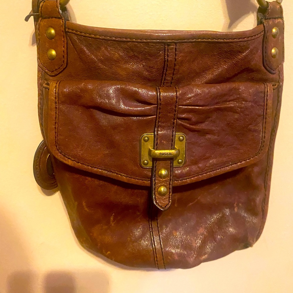 Fossil Vintage Brown Leather purse/bag with strap (vintage wear-see pics)